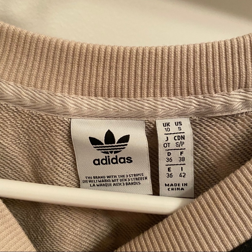 Adidas Sweatshirt - Picture 4 of 4